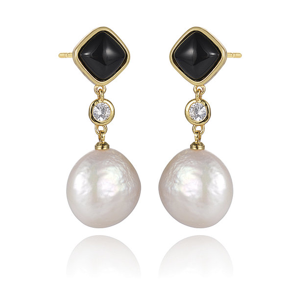 18K Gold Plated White Freshwater Cultured Pearl Pendant Earrings